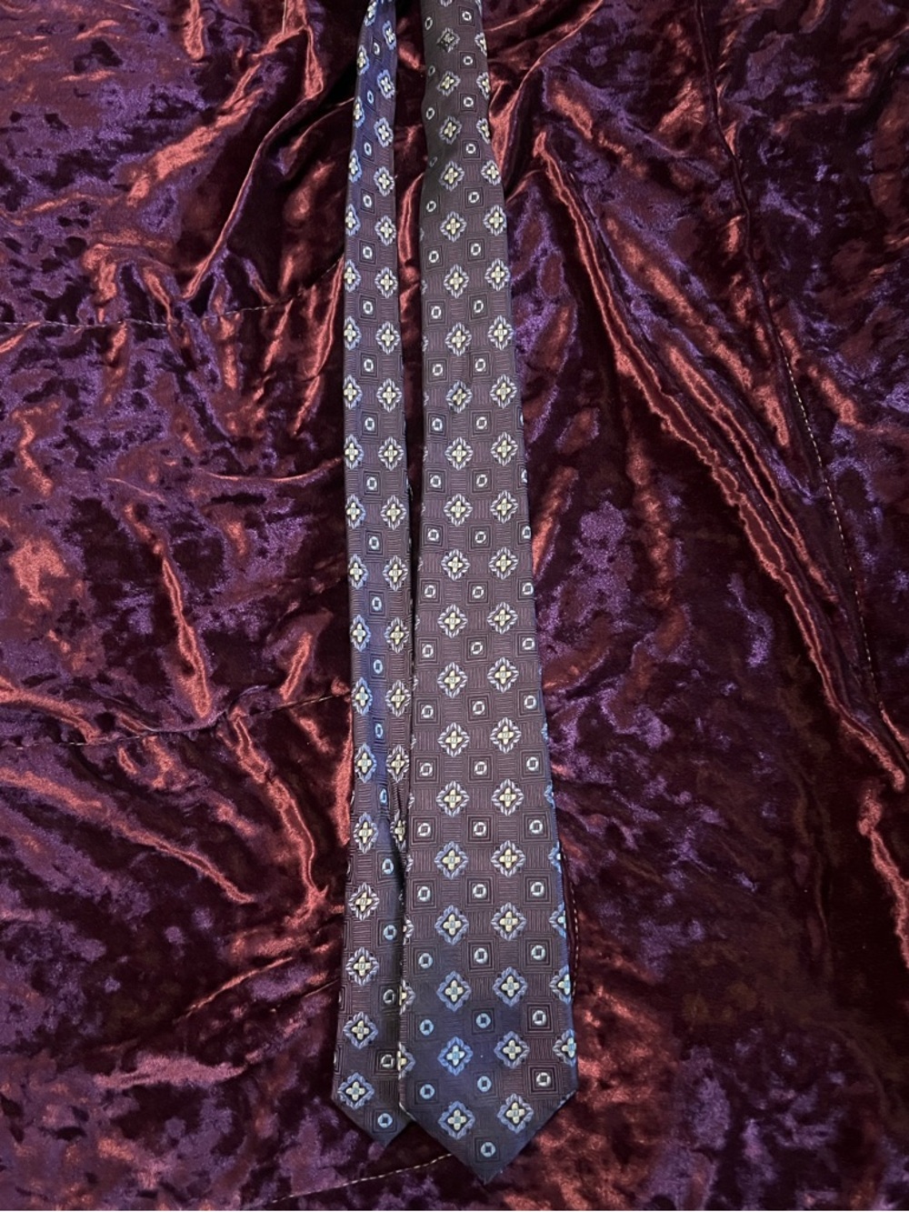 Chase Bank Lands' End Purple Geometric Silk-Blend Tie